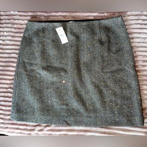 NWT - LOFT - Size 12 - Grey skirt with sequins
